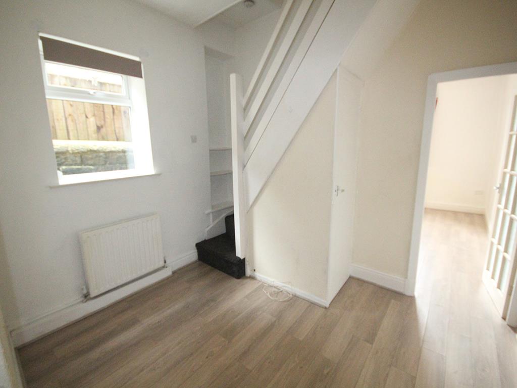 2 bedroom end terrace house To Let in Barnoldswick - IMG_3961.jpg
